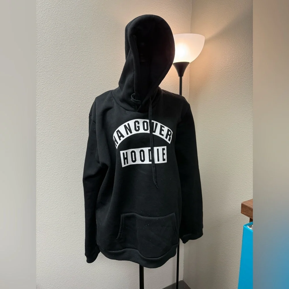 Meaveor Black Hoodie. XXL. Graphics “Hangover Hoodie”